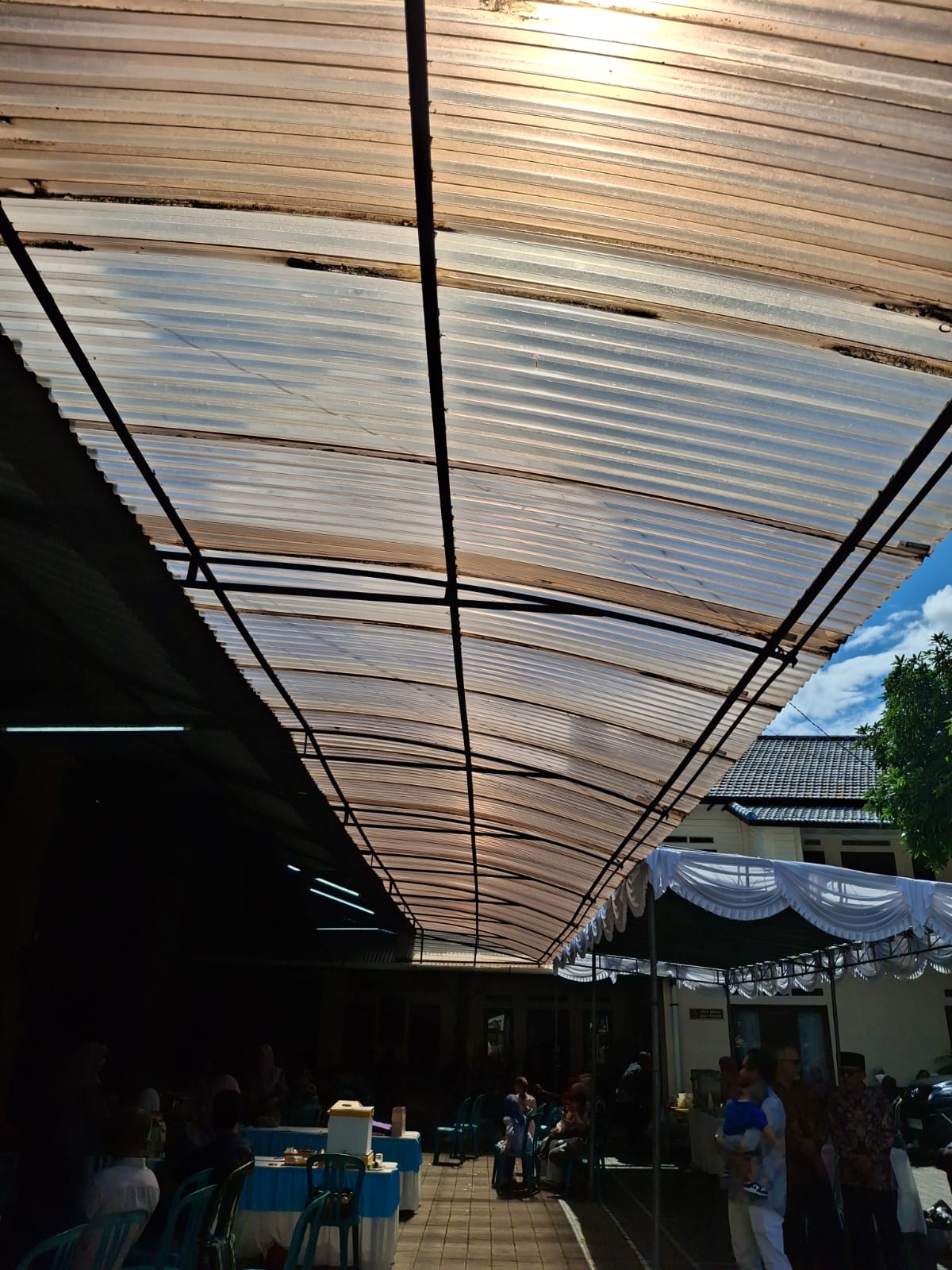 Kanopi Solartuff Greca